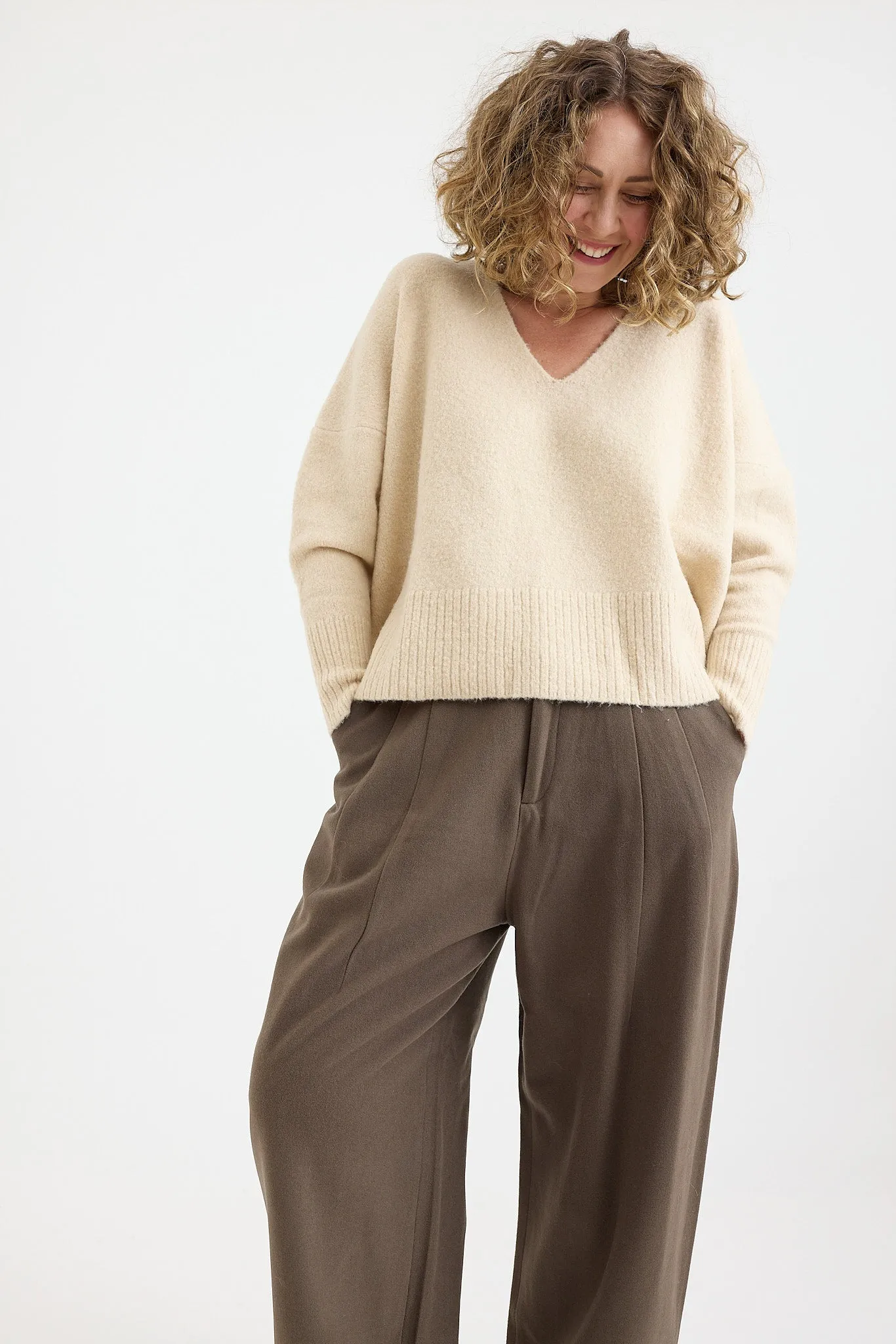 7115 by Szeki - Wool Pleated Trouser