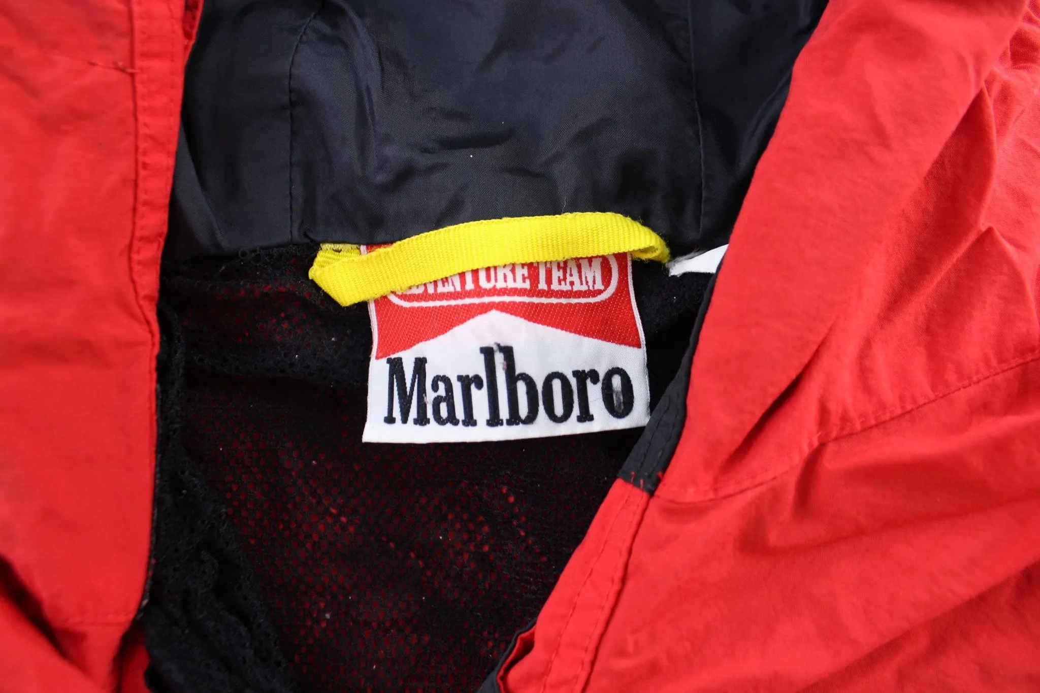 90's Marlboro Logo Patch Black & Red Zip Up Jacket