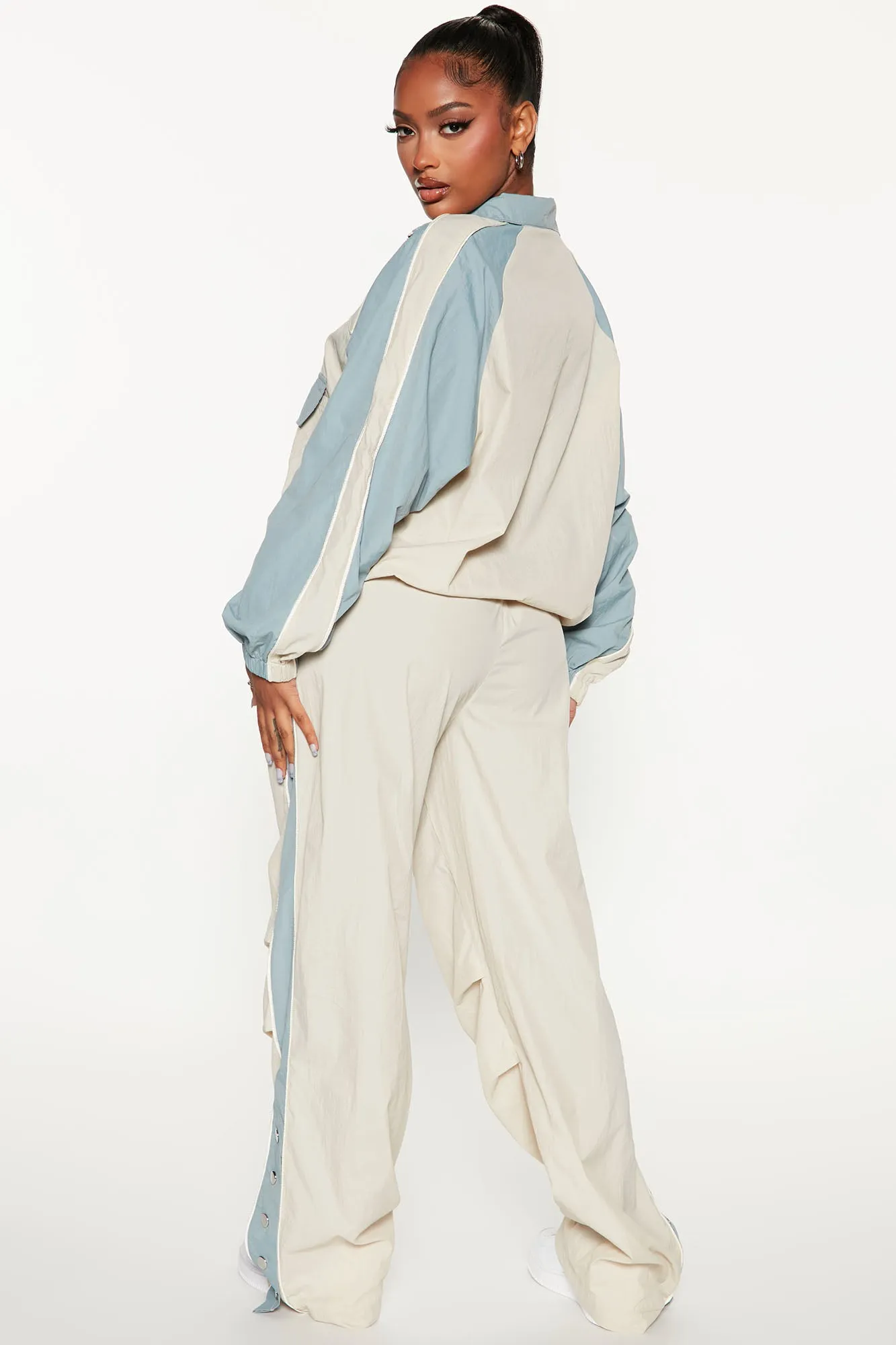 Act Chill Windbreaker Pant Set - Cream/combo