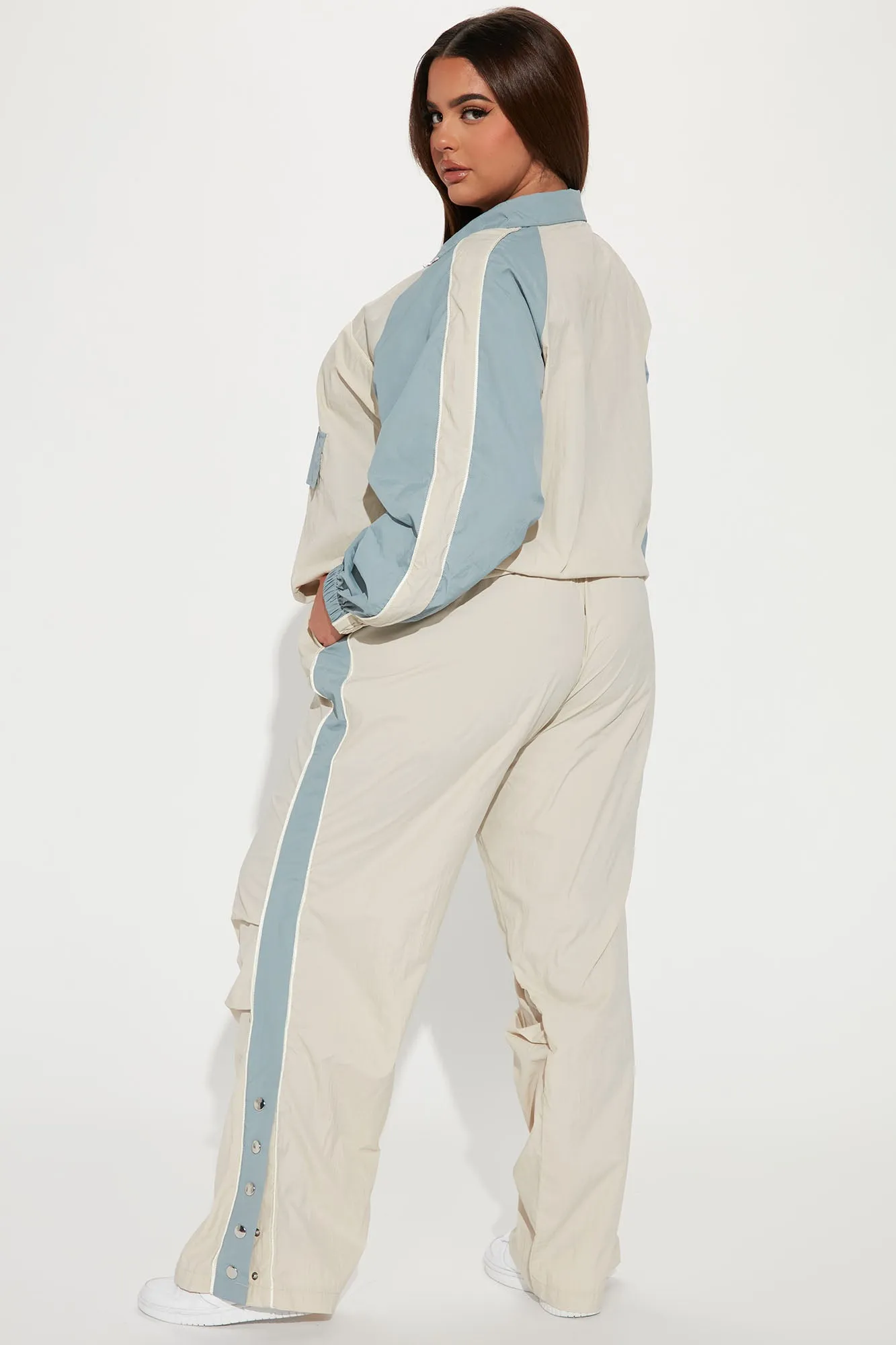 Act Chill Windbreaker Pant Set - Cream/combo