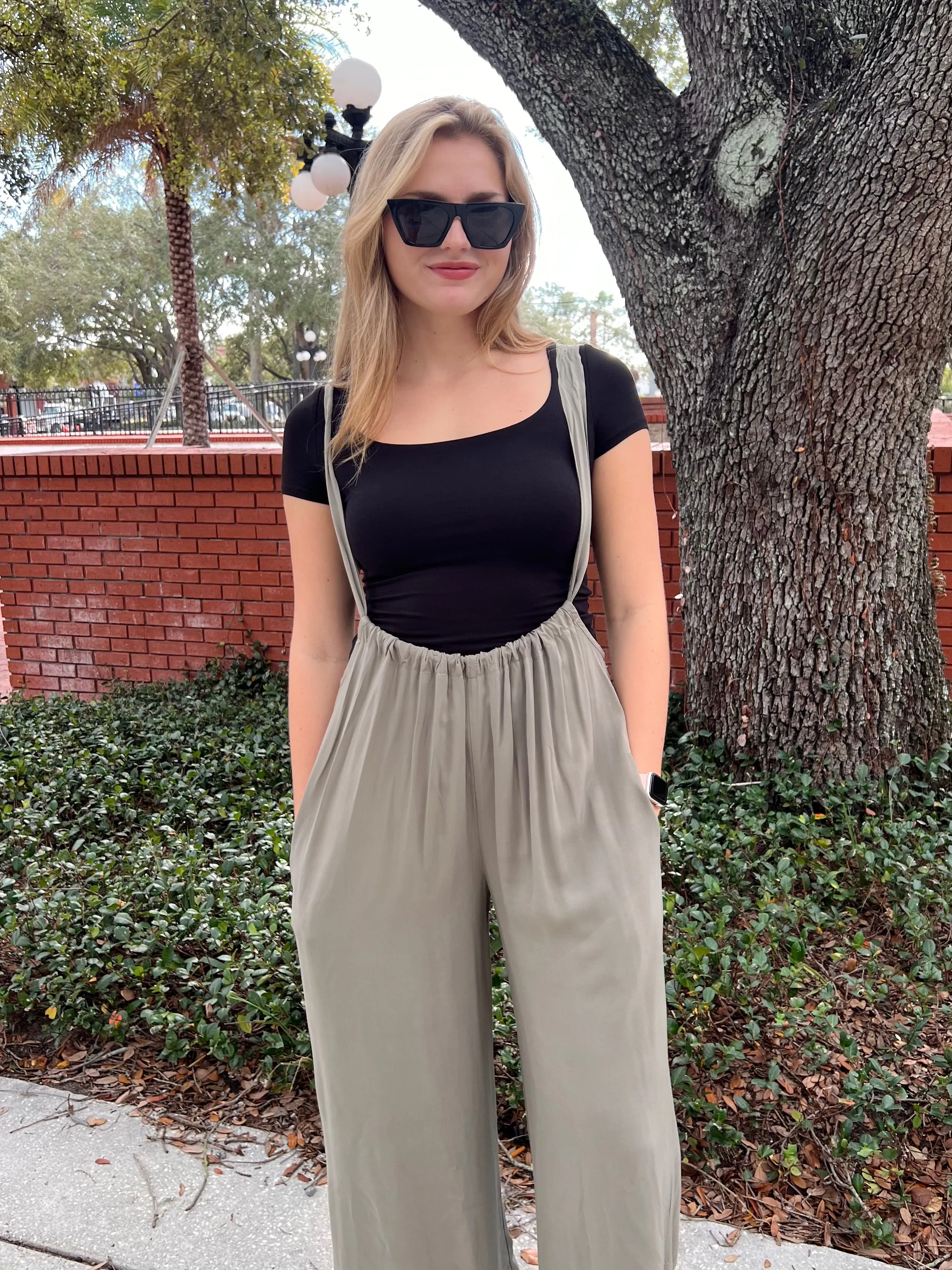 ALEXIS JUMPSUIT IN OLIVE