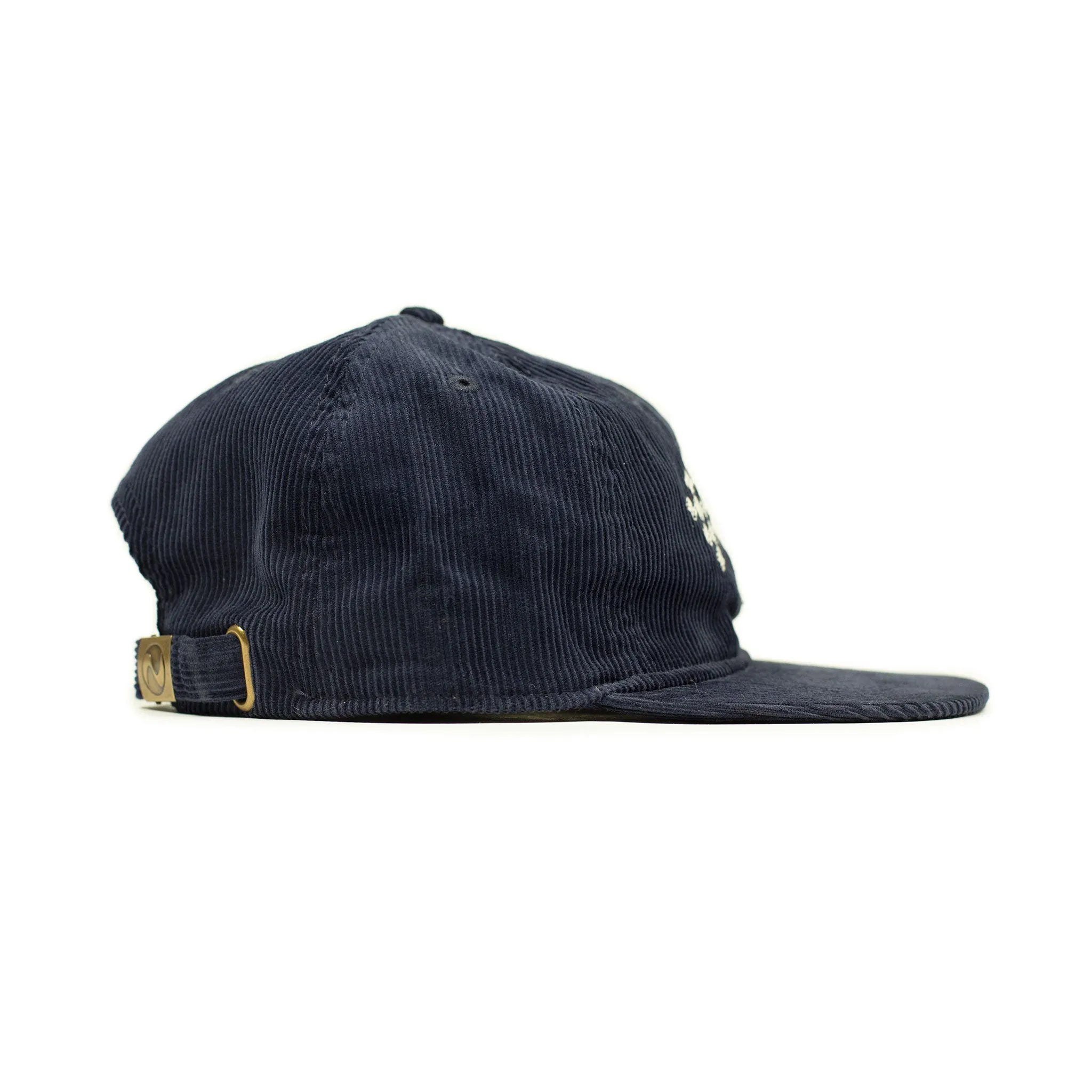 Corduroy cap in navy with racing flag chainstitched embroidery